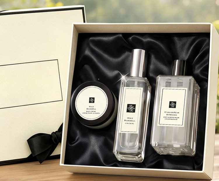 Custom fragrance bottle for gift set and holiday limited editions
