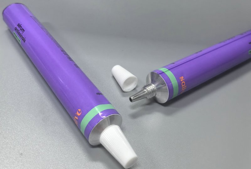 Aluminum tubes for makeup and lip products