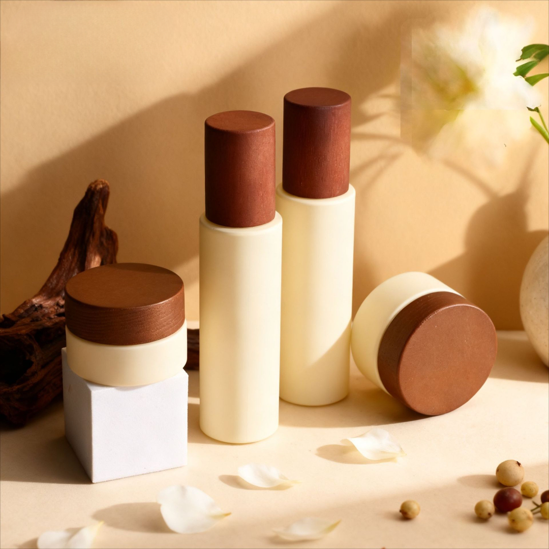 Eco beauty gift set featuring bamboo cosmetic packaging