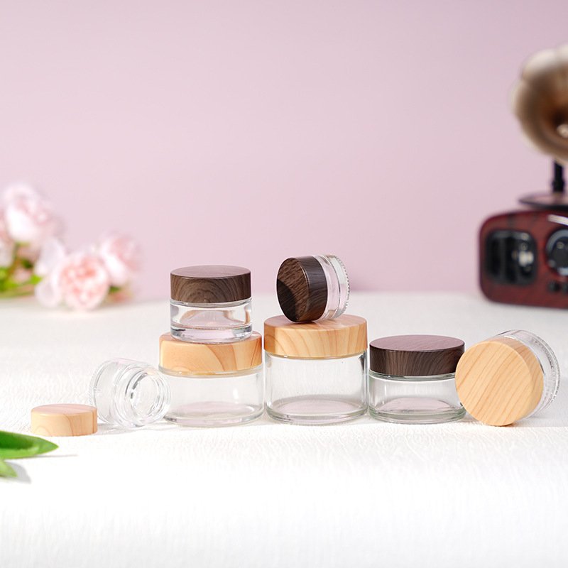 Travel size custom bamboo cosmetic jar