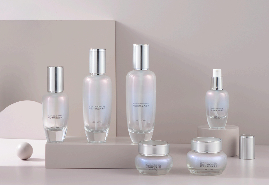 Glass cosmetic bottles with droppers