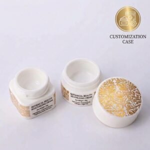 Contenants cosmétiques en verre blanc de 60 ml pour la crème de nuit à l'huile essentielle d'une marque hôtelière de luxe