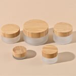 4 fl oz Frosted Glass Cosmetic Jars mit Bambusdeckel