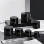 Glass Cosmetic Jar With Black Aluminium Cap Guide