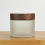 4 fl oz Frosted Glass Cosmetic Jars mit Bambusdeckel