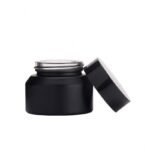 Glass Cosmetic Jar With Black Aluminium Cap Guide